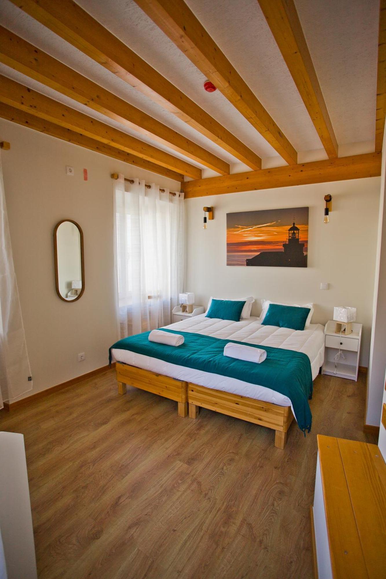 Guest House 10 De Agosto Figueira da Foz Bagian luar foto